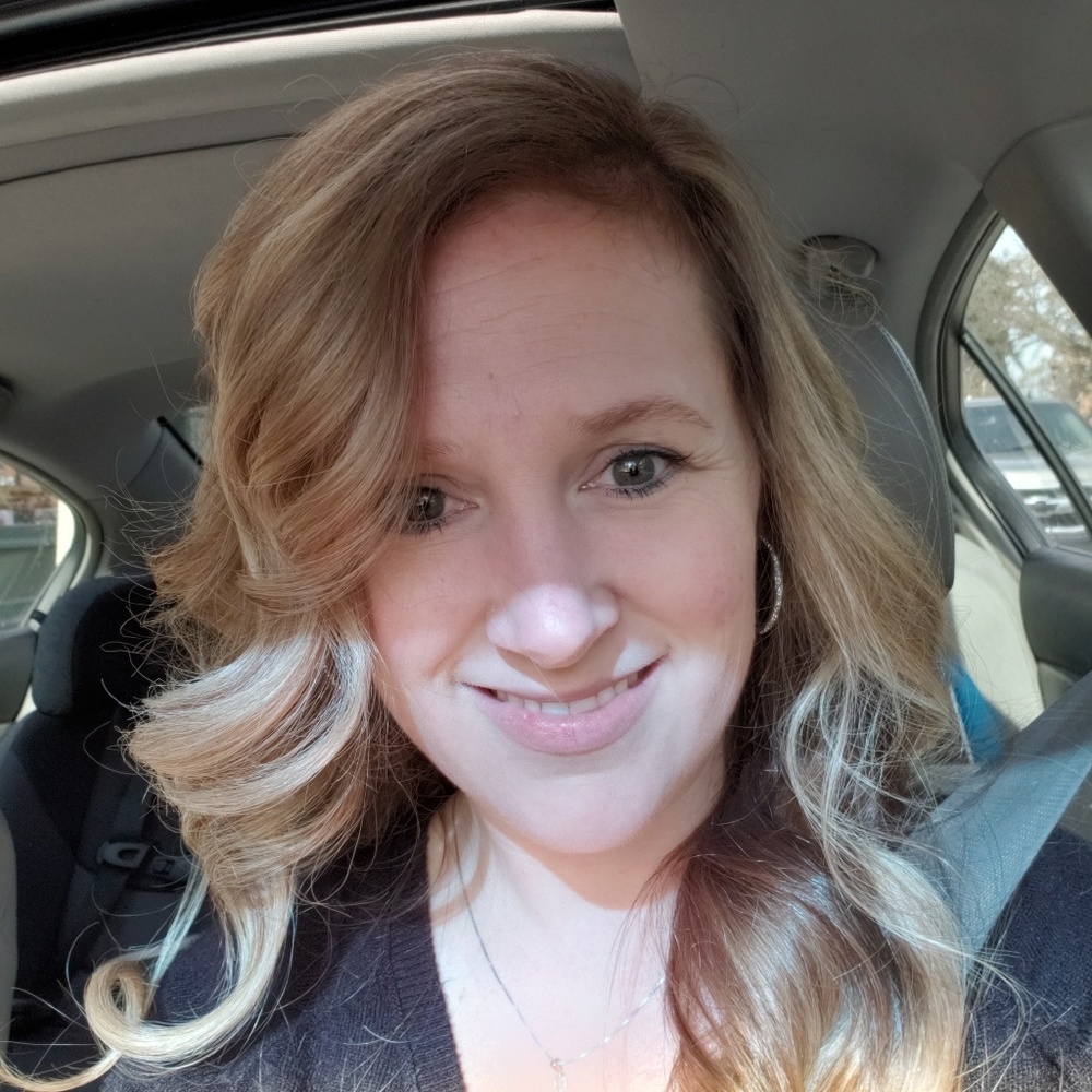 Meet your Posher, Crystal